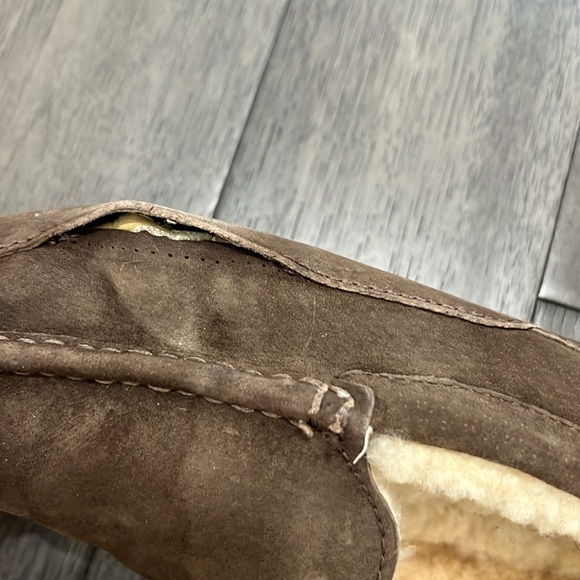 Mens Ugg Australia suede loafers/slippers - Picture 8 of 12